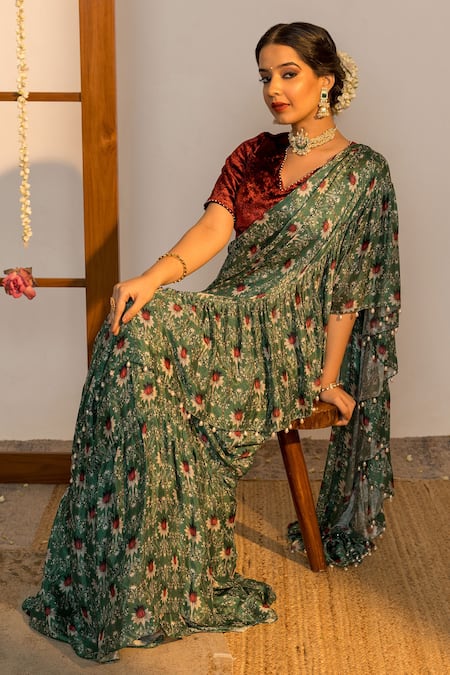 Buy_Sutrabysweta_Green Chiffon Printed And Embroidered Pre-draped Saree With Blouse  _Online_at_Aza_Fashions
