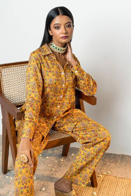 Shop_Sutrabysweta_Yellow Silk Printed And Embroidered Floral V Collar Shirt & Pant Set  _at_Aza_Fashions
