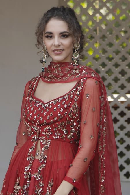 Astha Narang Maroon Net, Dupatta Netlining Semi Crepe, Main Embellished Set Online at Aza Fashions Astha Narang_Maroon Net, Dupatta Netlining Semi Crepe, Main Embellished Set _Online_at_Aza_Fashions