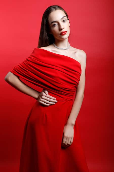 Buy Swatee Singh Red Crepe Solid Strapless Draped Corset Gown Online at Aza Fashions Buy_Swatee Singh_Red Crepe Solid Strapless Draped Corset Gown _Online_at_Aza_Fashions