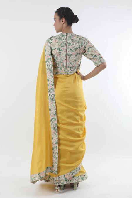 Shop_Nikasha_Yellow Round Chanderi Silk Saree With Blouse _at_Aza_Fashions