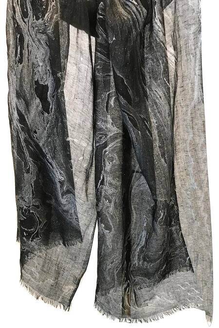 Pashma Black Cashmere Printed Scarf Online at Aza Fashions Pashma_Black Cashmere Printed Scarf _Online_at_Aza_Fashions