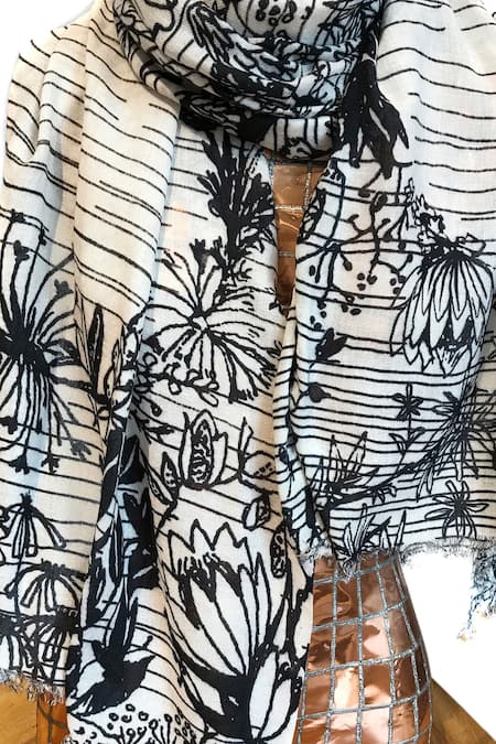 Shop Pashma Black Cashmere Printed Scarf at Aza Fashions Shop_Pashma_Black Cashmere Printed Scarf _at_Aza_Fashions