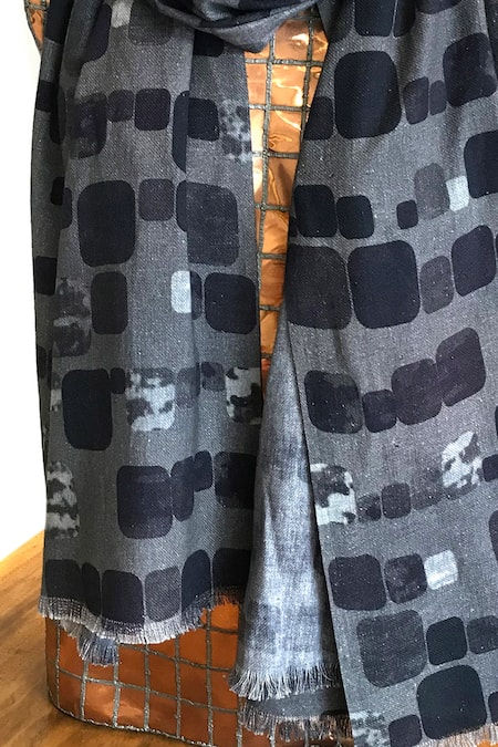 Shop Pashma Black Cashmere Frayed Printed Scarf at Aza Fashions Shop_Pashma_Black Cashmere Frayed Printed Scarf _at_Aza_Fashions