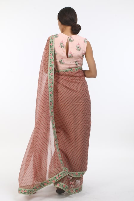 Nikasha  Chiffon Saree with Blouse 
