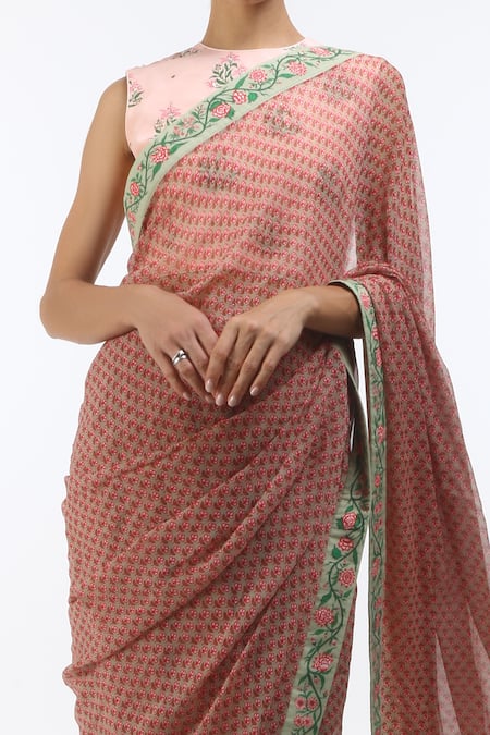 Nikasha_Pink Round Chiffon Saree With Blouse _Online_at_Aza_Fashions