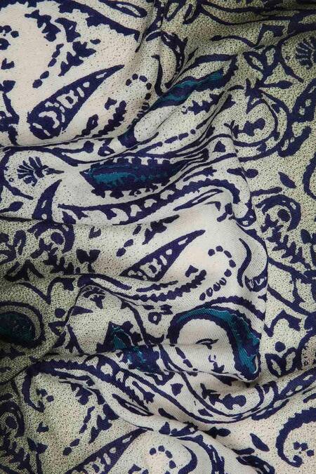 Buy Pashma White Printed Silk Cashmere Dip Dyed Scarf Online at Aza Fashions Buy_Pashma_White Printed Silk Cashmere Dip Dyed Scarf _Online_at_Aza_Fashions