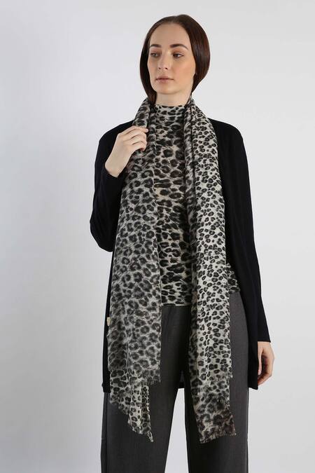 Pashma Black Printed Silk Cashmere Animal Scarf Online at Aza Fashions Pashma_Black Printed Silk Cashmere Animal Scarf _Online_at_Aza_Fashions