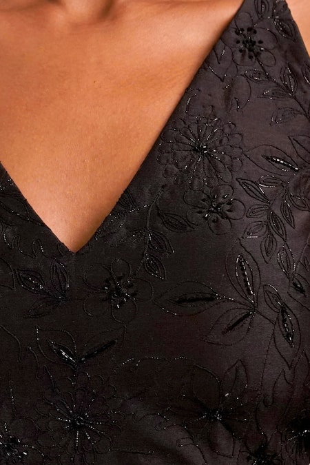 Shiori_Black Cotton Silk, Lining Crepe Beads Plunge V Baag Embroidered Tunic_at_Aza_Fashions