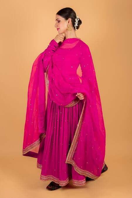 Ikshita Choudhary_Pink Cheese Cotton Sequin, Chita Round Embroidered Anarkali Kurta_Online_at_Aza_Fashions