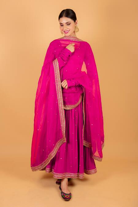 Buy_Ikshita Choudhary_Pink Cheese Cotton Sequin, Chita Round Embroidered Anarkali Kurta_Online_at_Aza_Fashions