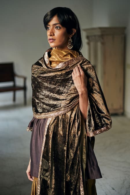 Shorshe Clothing Velvet Dupatta 