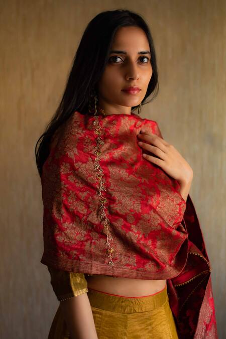 Shorshe Clothing Red Banarasi Brocade Stole Online at Aza Fashions Shorshe Clothing_Red Banarasi Brocade Stole_Online_at_Aza_Fashions