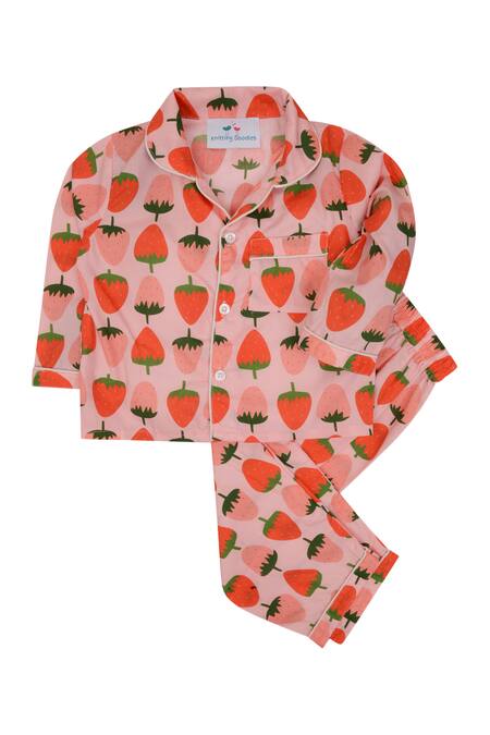 Knitting Doodles Pink 100% Cotton Print Abstract Strawberry Night Suit Online at Aza Fashions Knitting Doodles_Pink 100% Cotton Print Abstract Strawberry Night Suit_Online_at_Aza_Fashions