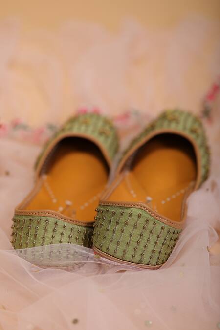 Kala_Green Mridula 3d Flowers Juttis _Online_at_Aza_Fashions