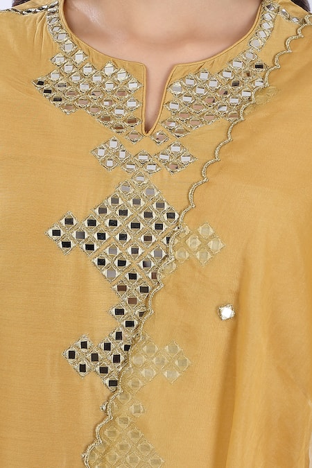 Buy_Asaga_Gold Cotton Pant Mul Cotton Dupatta Organza, Kurta Chanderi Silk Round Set _Online_at_Aza_Fashions