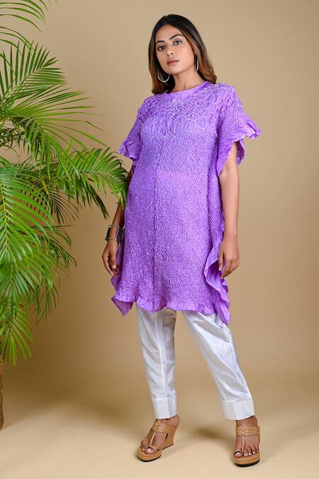 Dyelogue_Purple Mulberry Silk Round Short Sleeved Bandhani Kurta _Online_at_Aza_Fashions