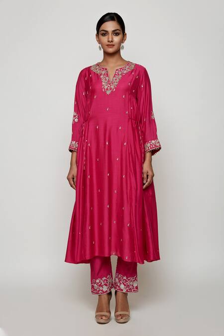 Swati Vijaivargie Pink Cotton Silk V Neck Embroidered Anarkali And Pant Set Online at Aza Fashions Swati Vijaivargie_Pink Cotton Silk V Neck Embroidered Anarkali And Pant Set _Online_at_Aza_Fashions