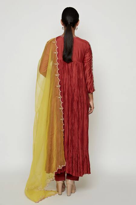 Shop Swati Vijaivargie Orange Cotton Silk Round Embroidered Anarkali Set at Aza Fashions Shop_Swati Vijaivargie_Orange Cotton Silk Round Embroidered Anarkali Set _at_Aza_Fashions