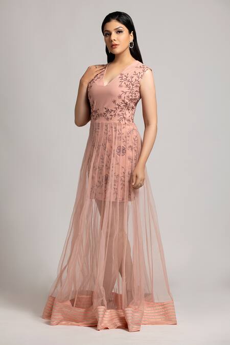 Peach Sequence Work Net Gown-wrk431 at Rs 2300.00 | Net Gown For Wedding,  Heavy Net Gown, Simple Net Gown Style Dresses, महिलाओं का जालीदार गाउन,  लेडीज़ नेट गाउन - R & R