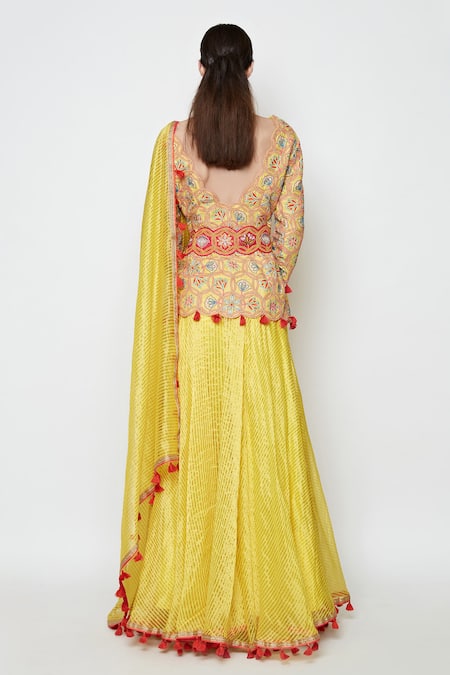 Shop Swati Vijaivargie Yellow Silk Embroidered Kurta Lehenga Set at Aza Fashions Shop_Swati Vijaivargie_Yellow Silk Embroidered Kurta Lehenga Set _at_Aza_Fashions