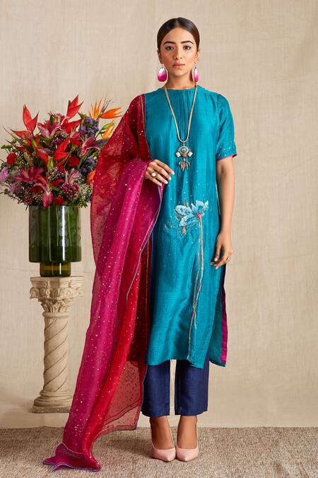 Bhusattva Organic Silk Kurta Set 