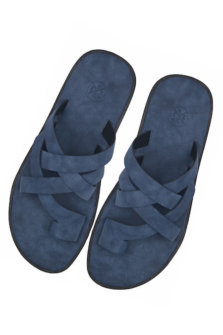 Aggregate 135+ aditi slippers online best