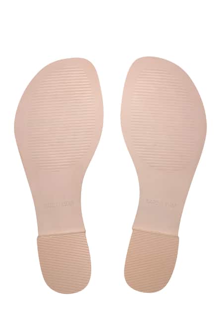 Buy Sandalwali White Embroidered Cutwork Kolhapuri Sandals Online at Aza Fashions Buy_Sandalwali_White Embroidered Cutwork Kolhapuri Sandals _Online_at_Aza_Fashions