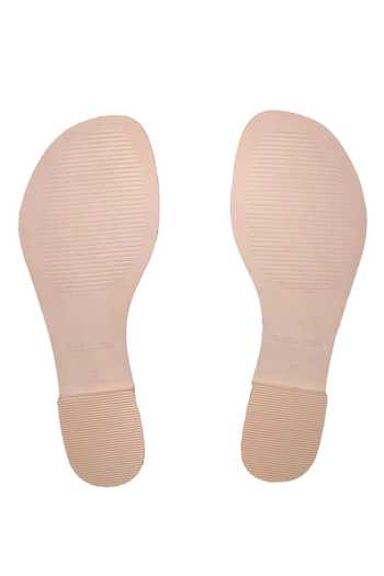 Buy Sandalwali Pink Tassels Braided Kolhapuri Sandals Online at Aza Fashions Buy_Sandalwali_Pink Tassels Braided Kolhapuri Sandals _Online_at_Aza_Fashions