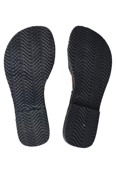 Sandalwali_Black Handmade Marco Toe-loop Sandals _Online_at_Aza_Fashions