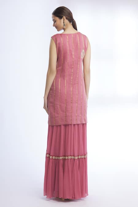Shop Sozenkari Pink Organza, Chiffon, Pure Silk Chanderi Boat Embroidered Kurta Set at Aza Fashions Shop_Sozenkari_Pink Organza, Chiffon, Pure Silk Chanderi Boat Embroidered Kurta Set _at_Aza_Fashions