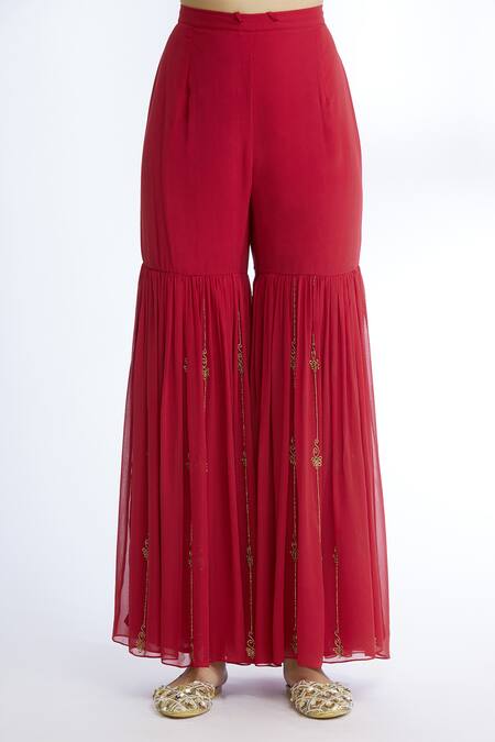 Shop Sozenkari Maroon Organza, , Muslin Boat Embroidered Kurta Set Online at Aza Fashions Shop_Sozenkari_Maroon Organza, , Muslin Boat Embroidered Kurta Set _Online_at_Aza_Fashions