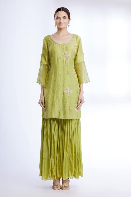 Sozenkari Green Organza, , Muslin Round Embroidered Kurta Set Online at Aza Fashions Sozenkari_Green Organza, , Muslin Round Embroidered Kurta Set _Online_at_Aza_Fashions