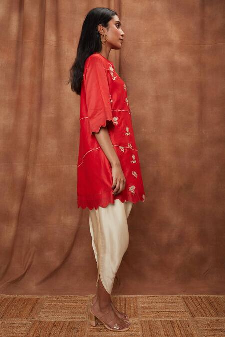 Jajobaa_Red Maheshwari Silk Embroidered Silver Gold Zari Work Kurta And Dhoti Pant Set_Online_at_Aza_Fashions