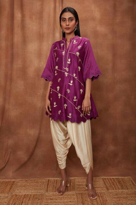 Buy Jajobaa Purple Maheshwari Silk Embroidered Silver Gold Zari Work Kurta And Dhoti Pant Set Online at Aza Fashions Buy_Jajobaa_Purple Maheshwari Silk Embroidered Silver Gold Zari Work Kurta And Dhoti Pant Set_Online_at_Aza_Fashions
