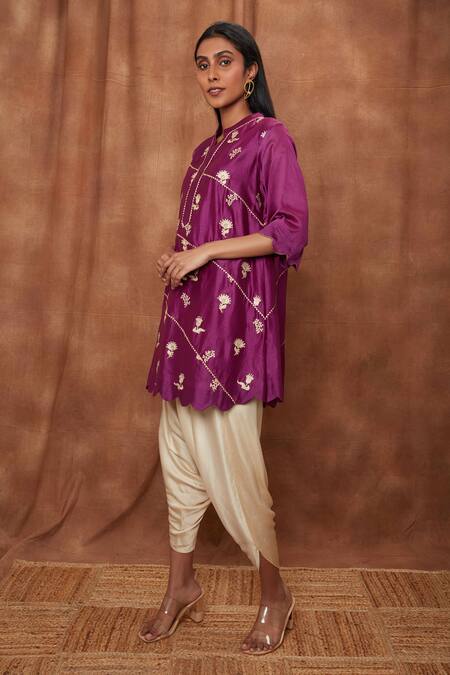 Shop Jajobaa Purple Maheshwari Silk Embroidered Silver Gold Zari Work Kurta And Dhoti Pant Set Online at Aza Fashions Shop_Jajobaa_Purple Maheshwari Silk Embroidered Silver Gold Zari Work Kurta And Dhoti Pant Set_Online_at_Aza_Fashions