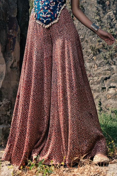 Buy Nitara Dhanraj Label Peach , Raw Mirror And Thread Embroidery, Printed Palazzo & Top Set Online at Aza Fashions Buy_Nitara Dhanraj Label_Peach , Raw Mirror And Thread Embroidery, Printed Palazzo & Top Set _Online_at_Aza_Fashions