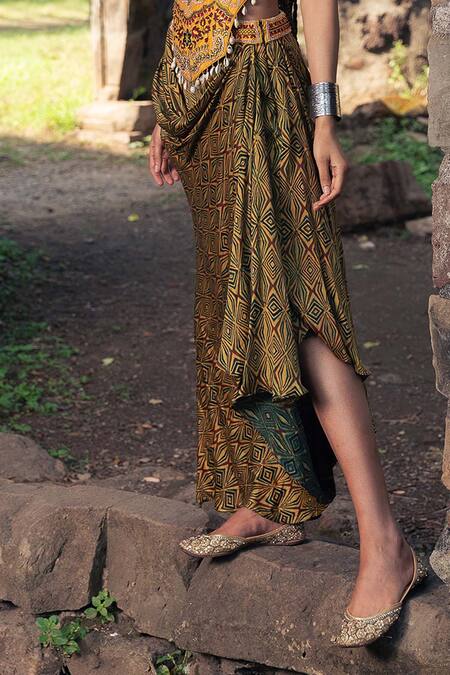 Shop Nitara Dhanraj Label Yellow , Raw Geometric Motifs Round Draped Skirt And Backless Top Set Online at Aza Fashions Shop_Nitara Dhanraj Label_Yellow , Raw Geometric Motifs Round Draped Skirt And Backless Top Set _Online_at_Aza_Fashions