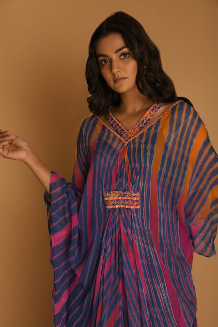 k-anshika_Multi Color Georgette V Neck Printed Kaftan _Online_at_Aza_Fashions