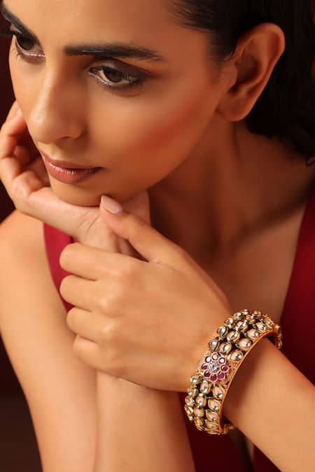 Shop_Swabhimann_Red Imitation Diamonds Kundan Embellished Floral Kada _Online_at_Aza_Fashions