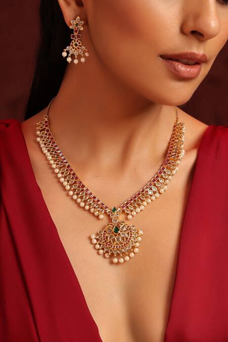 Buy_Swabhimann_Green Kundan And Pearl Embellished Pendant Necklace Set_Online_at_Aza_Fashions
