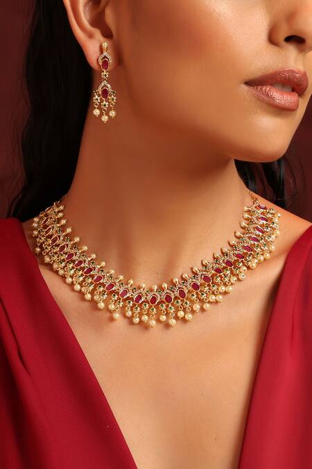 Buy Swabhimann Red Kundan And Pearl Embellished Vintage Necklace Set Online at Aza Fashions Buy_Swabhimann_Red Kundan And Pearl Embellished Vintage Necklace Set_Online_at_Aza_Fashions