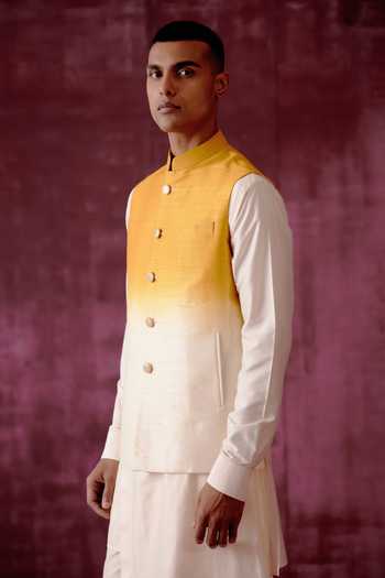 Pouli Pret_Yellow 100% Handwoven Raw Silk, Lining Satin Ombre Dyed Bundi _Online_at_Aza_Fashions