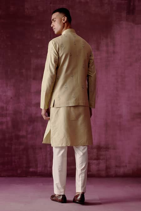 Shop_Pouli Pret_Green Cotton Silk Embroidered Thread Floral Bundi _at_Aza_Fashions
