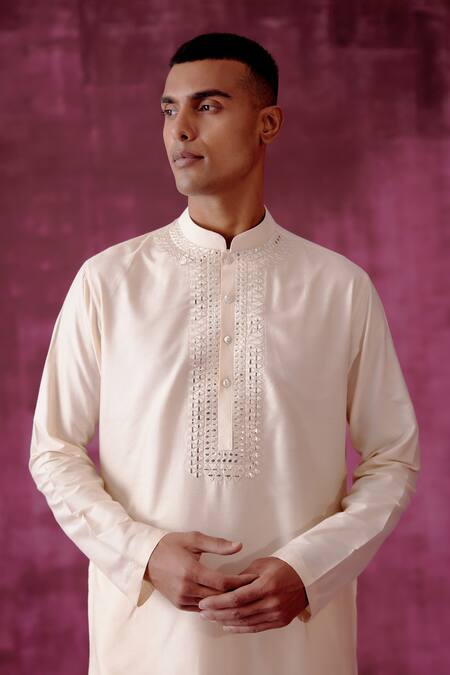 Pouli Pret_Off White , Lining Mirror, Thread Kurta _Online_at_Aza_Fashions