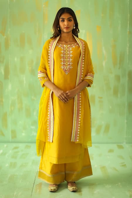 Pouli Pret Chanderi Kurta Set With Organza Dupatta 