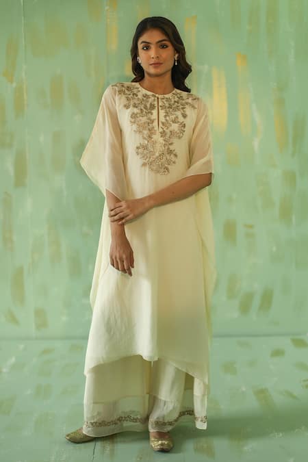 Pouli Pret Embroidered Kaftan & Pant Set 