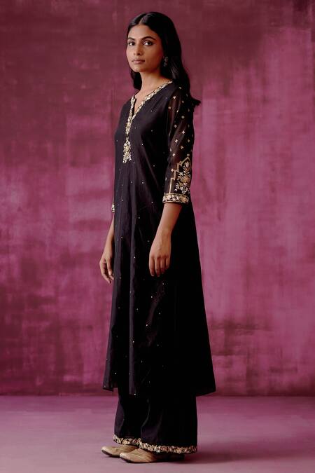 Buy_Pouli Pret_Black Organza, Chanderi, Lining Cotton Mirror, Embroidered Kurta Pant Set _Online_at_Aza_Fashions