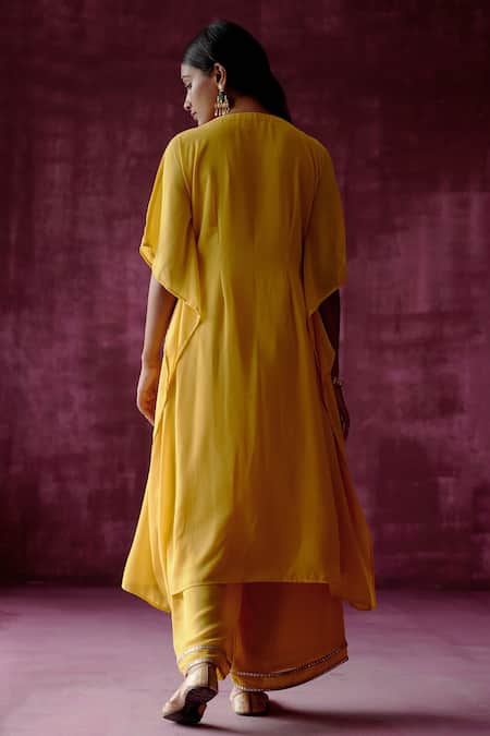 Pouli Pret Notched Neck Kaftan & Pant Set 