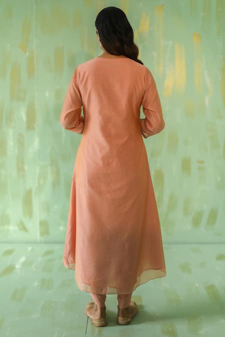 Pouli Pret Mughal Embroidered Kurta & Dhoti Pant Set 